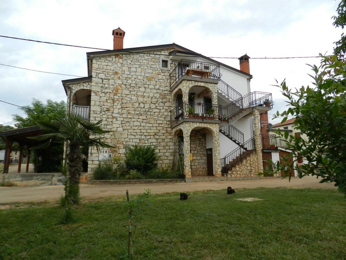 Ranch Radin Bed & Breakfast Brtonigla Luaran gambar